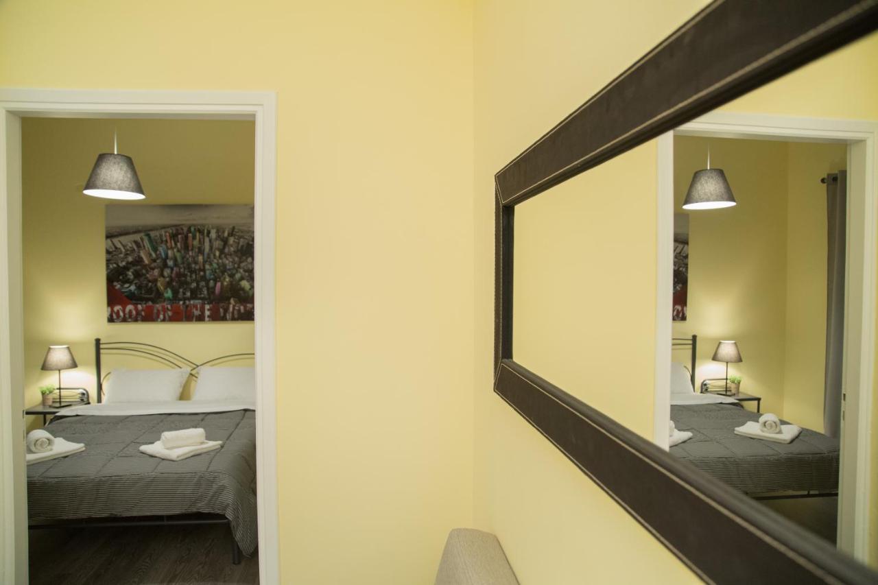 Apartamento Cozy Renovated Flat In Koukaki Atenas Exterior foto